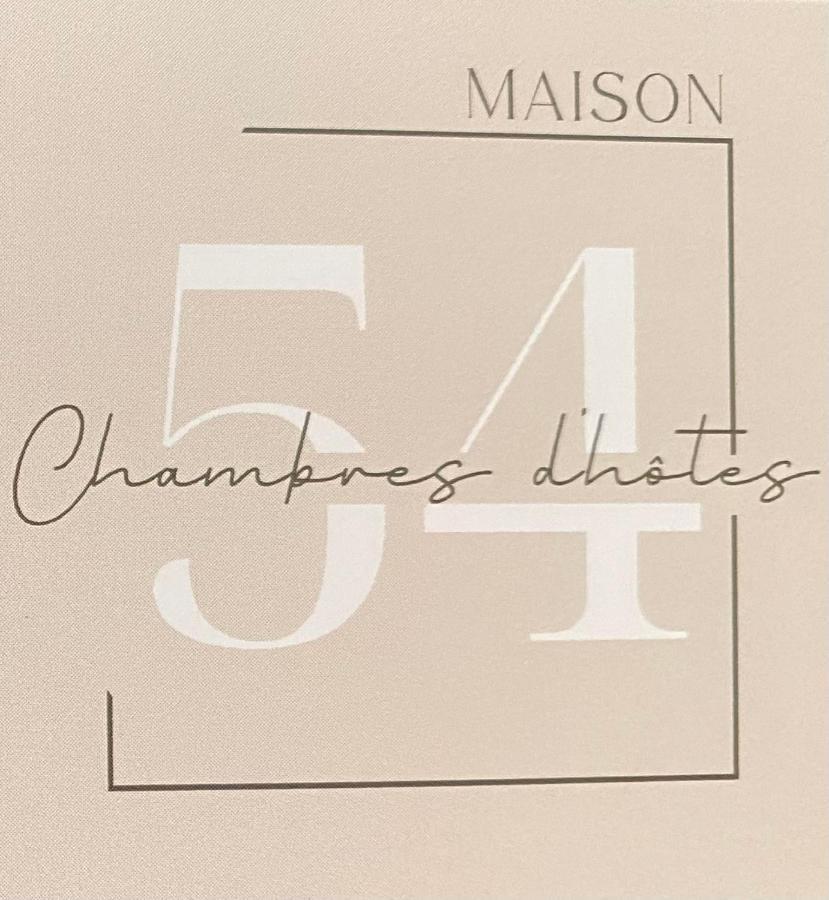 Maison 54 Bernay  Eksteriør billede